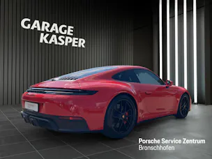 PORSCHE 911 Carrera GTS