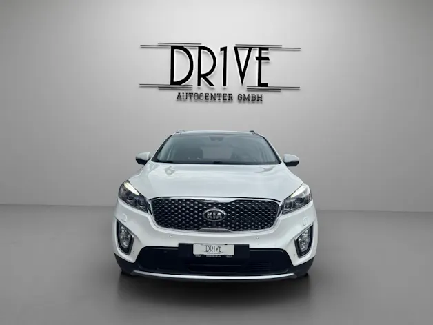 Kia Sorento 2.2 CRDI Style 7P. Automatic