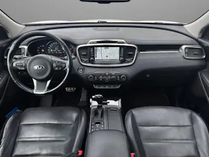 Kia Sorento 2.2 CRDI Style 7P. Automatic