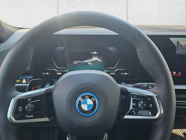 BMW i5 xDrive 40 Tour M S.Pro / 0.00% Leasing