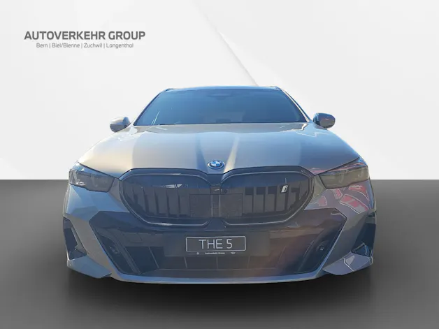BMW i5 xDrive 40 Tour M S.Pro / 0.00% Leasing