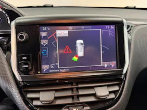PEUGEOT 2008 1.2 PureTech Style EAT6
