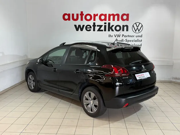 PEUGEOT 2008 1.2 PureTech Style EAT6
