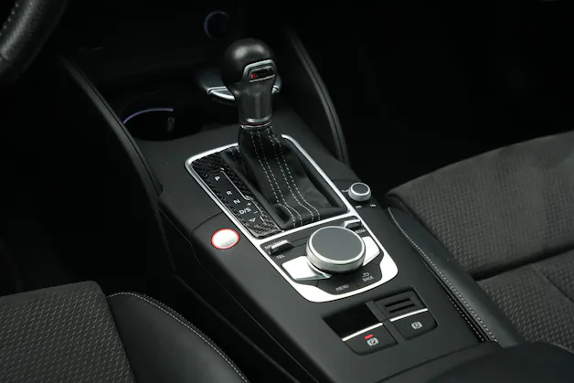 AUDI S3 Limousine 2.0 TFSI quattro S-tronic *CH-Fahrzeug* *Magnetic Ride* *B&O*