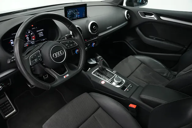 AUDI S3 Limousine 2.0 TFSI quattro S-tronic *CH-Fahrzeug* *Magnetic Ride* *B&O*