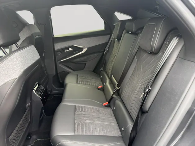 PEUGEOT 3008 NEW 145 e-DCS GT
