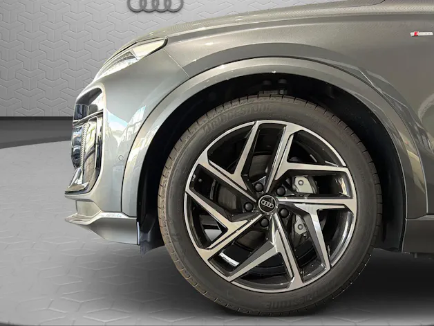 AUDI Q6 Sportback e-tron quattro