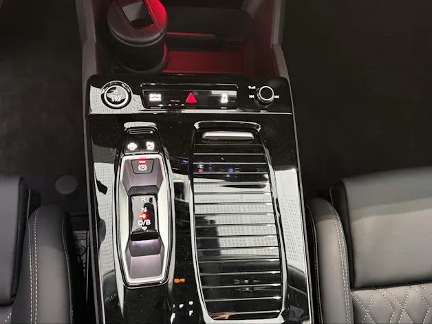 AUDI Q6 Sportback e-tron quattro