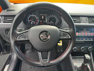 SKODA Octavia Combi 2.0 TSI RS DSG