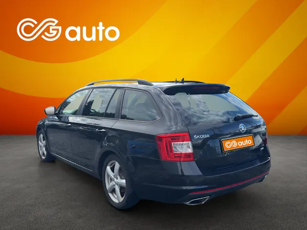 SKODA Octavia Combi 2.0 TSI RS DSG