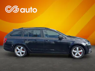 SKODA Octavia Combi 2.0 TSI RS DSG
