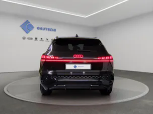 AUDI Q3 SUV 110 kW TFSI S tronic
