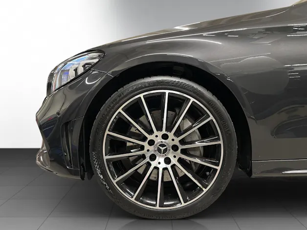 MERCEDES-BENZ C 400 4Matic AMG Line 9G-Tronic