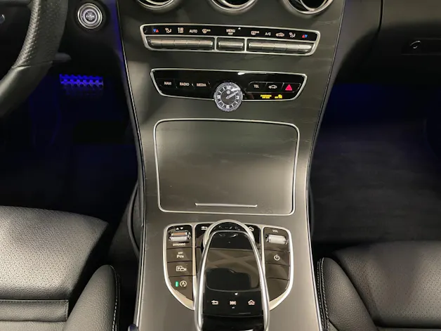 MERCEDES-BENZ C 400 4Matic AMG Line 9G-Tronic