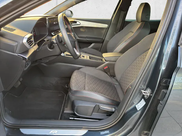 SEAT Leon 1.5 eTSI mHEV DSG FR