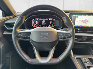 SEAT Leon 1.5 eTSI mHEV DSG FR