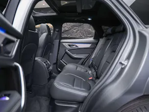 Jaguar F-Pace 3.0 D300 R-Dynamic MHEV SE AWD *Facelift*Panorama*Meridian*Lenkradheizung*