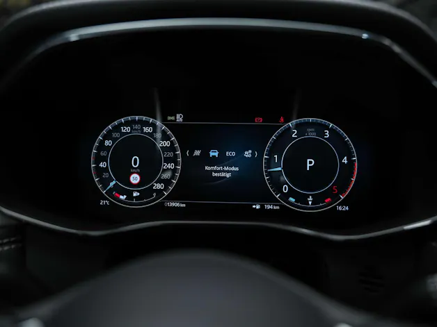 Jaguar F-Pace 3.0 D300 R-Dynamic MHEV SE AWD *Facelift*Panorama*Meridian*Lenkradheizung*