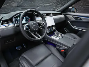 Jaguar F-Pace 3.0 D300 R-Dynamic MHEV SE AWD *Facelift*Panorama*Meridian*Lenkradheizung*