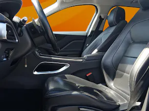 Jaguar F-Pace 3.0 V6 Prestige AWD Automatik