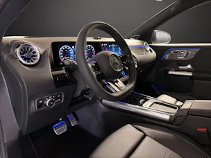 MERCEDES-BENZ AMG GLA 35 4MATIC