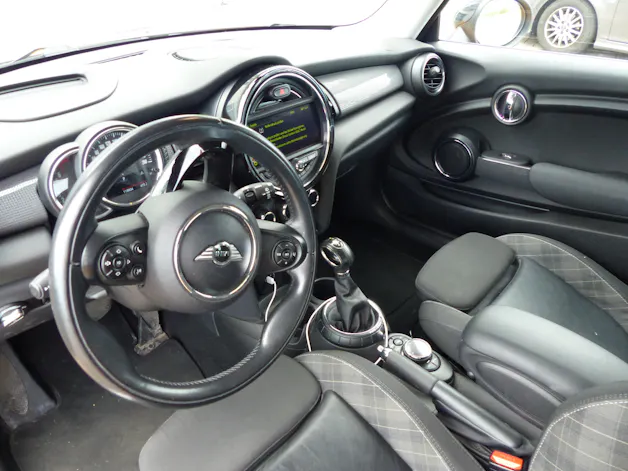 MINI Cooper Steptronic