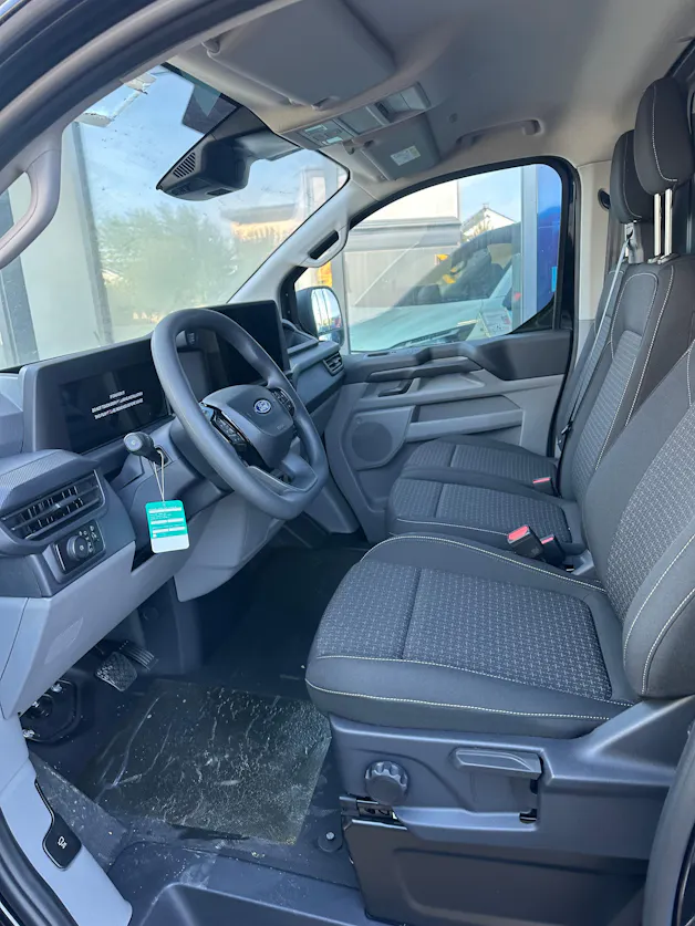 FORD Transit Custom Van 280 L1 2.0 EcoBl Trend/136CV/Aut.