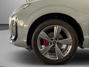 AUDI Q3 SUV 110 kW TFSI S tronic