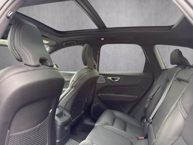 VOLVO XC60 2.0 T8 TE XCENTRIC Black Edition eAWD