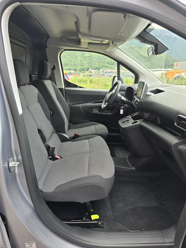 FIAT E-Doblo L1 50kWh 800kg Launch Edition