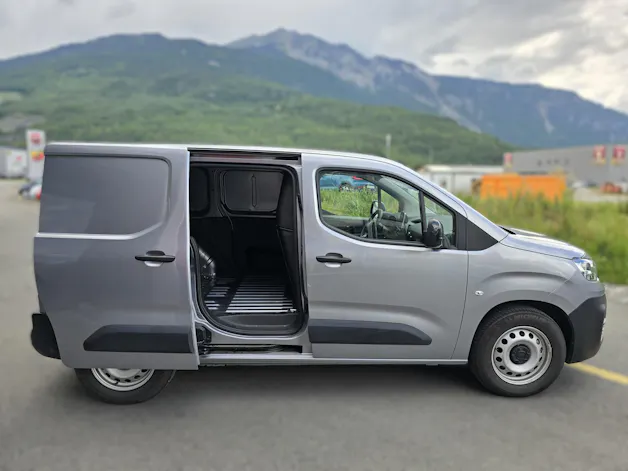 FIAT E-Doblo L1 50kWh 800kg Launch Edition
