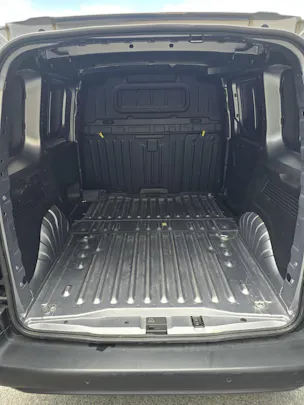 FIAT E-Doblo L1 50kWh 800kg Launch Edition