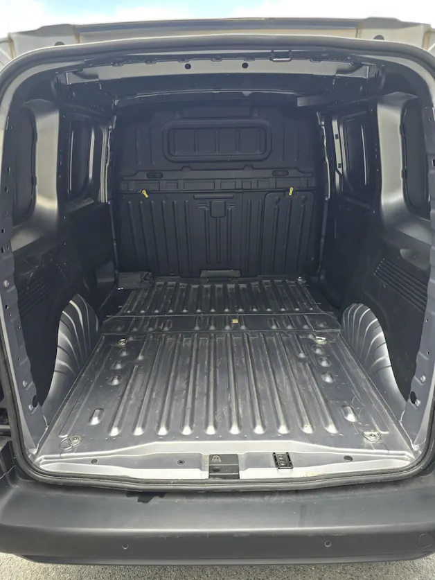 FIAT E-Doblo L1 50kWh 800kg Launch Edition