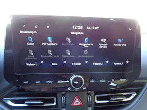HYUNDAI i30 Wagon 1.5 T-GDi Amplia 48V MH DCT