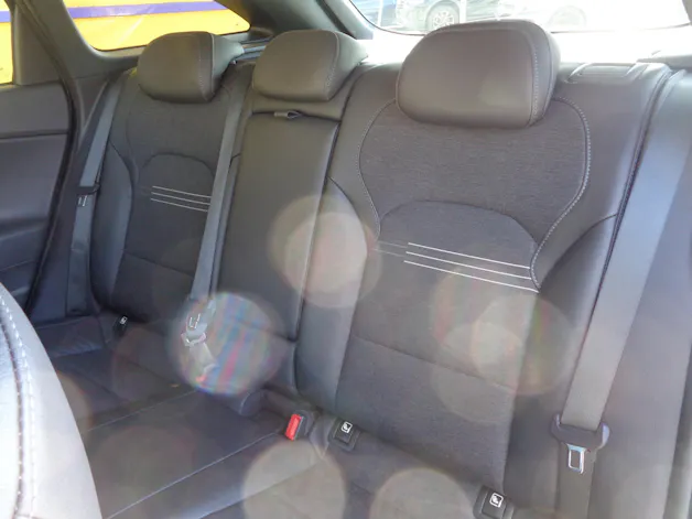 HYUNDAI i30 Wagon 1.5 T-GDi Amplia 48V MH DCT