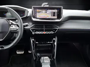 PEUGEOT 2008 156 e GT GT