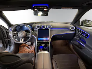 MERCEDES-BENZ C 300e AMG Line