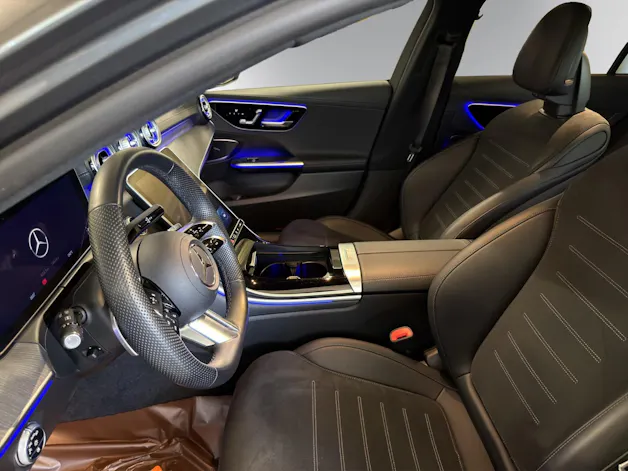 MERCEDES-BENZ C 300e AMG Line