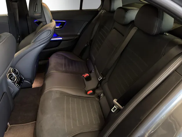 MERCEDES-BENZ C 300e AMG Line