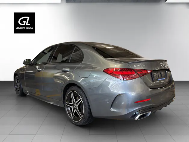 MERCEDES-BENZ C 300e AMG Line