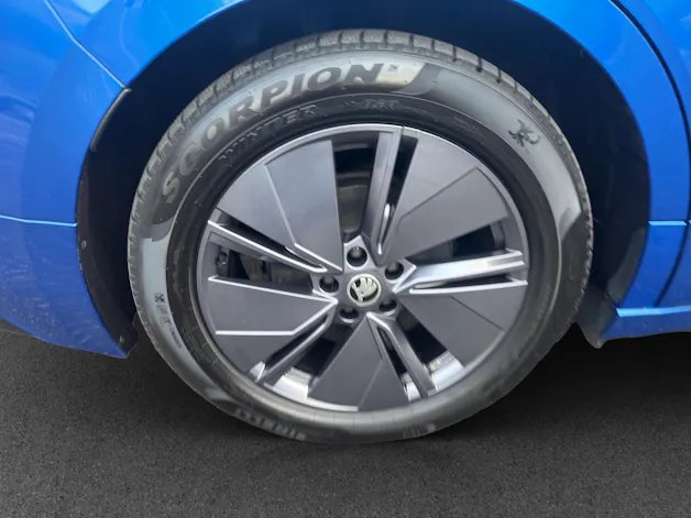 SKODA Enyaq iV 80x SportLine
