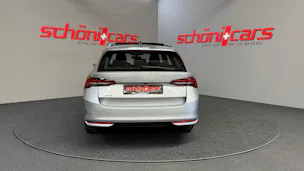 SKODA Octavia Combi 2.0 TSI DSG Selection 4x4