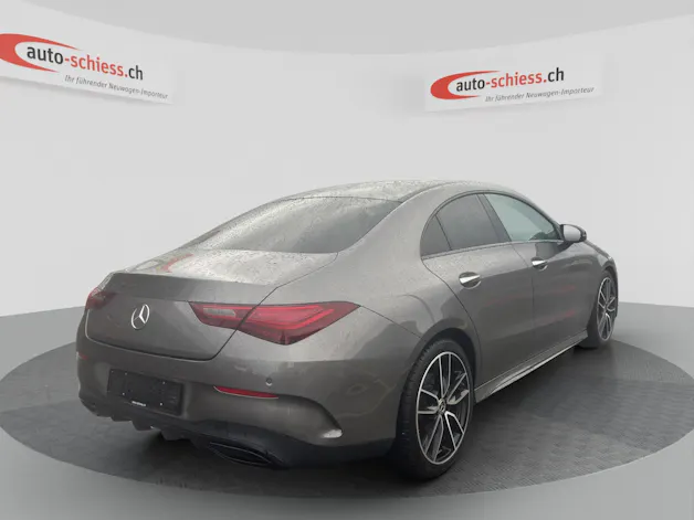 MERCEDES-BENZ CLA 200 d AMG Line Night 8G-DCT