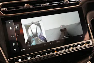 ASTON MARTIN Vanquish 5.2 V12 Bi-Turbo *Full Carbon* *Panorama* *Titanauspuff*