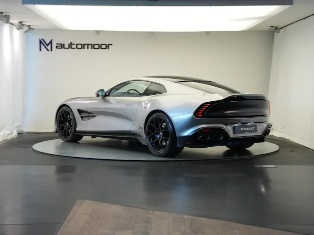 ASTON MARTIN Vanquish 5.2 V12 Bi-Turbo *Full Carbon* *Panorama* *Titanauspuff*