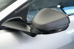 ASTON MARTIN Vanquish 5.2 V12 Bi-Turbo *Full Carbon* *Panorama* *Titanauspuff*