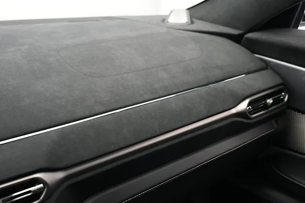 ASTON MARTIN Vanquish 5.2 V12 Bi-Turbo *Full Carbon* *Panorama* *Titanauspuff*