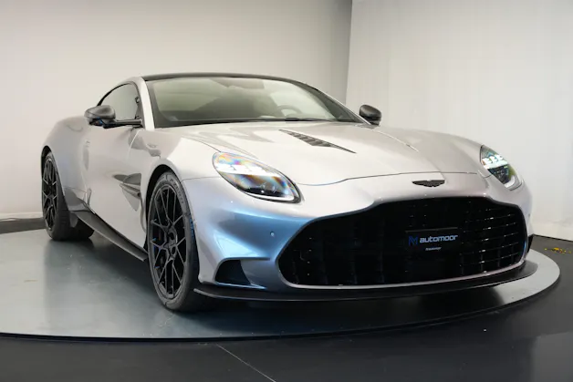 ASTON MARTIN Vanquish 5.2 V12 Bi-Turbo *Full Carbon* *Panorama* *Titanauspuff*