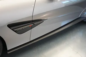 ASTON MARTIN Vanquish 5.2 V12 Bi-Turbo *Full Carbon* *Panorama* *Titanauspuff*