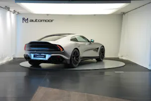 ASTON MARTIN Vanquish 5.2 V12 Bi-Turbo *Full Carbon* *Panorama* *Titanauspuff*